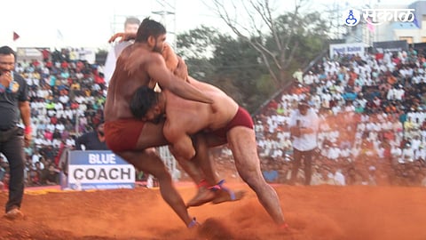 Kolhapur Sikandar Shaikh defeated Haryana Manjit Singh Khatri in 22 minutes
