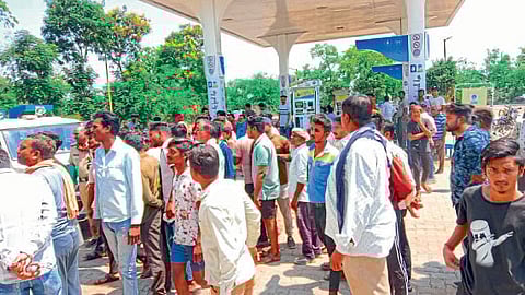 Petrol pump owner killed in Bhiwapur One injured three accused in custody rural police nagpur