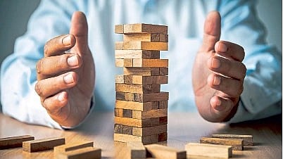 Vikram Avasarikar writes investment risk management share market