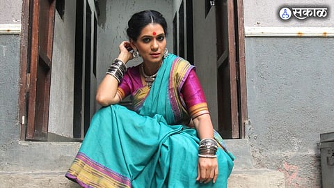 Urmila kanetkar kothare news look as manjula satarkar in Tuzech Mi Geet Gaat Aahe marathi serial on star pravah