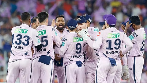 IPL 2023 Playoffs : हैदराबादला हरवून गुजरात टायटन्स पोहोचली प्लेऑफमध्ये, जाणून घ्या पॉइंट टेबलची स्थिती