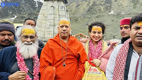 kangana ranaut reached baba kedar nath temple uttarakhand