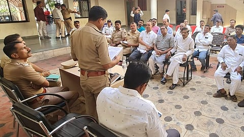 baramati traffic police to follow traffic rule for safety transport rto pune