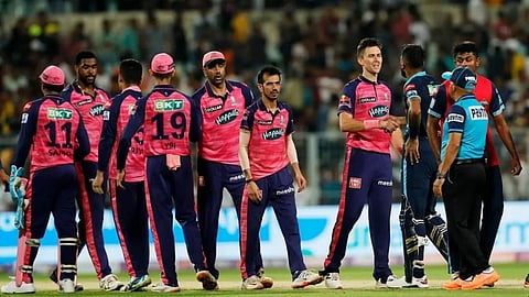ipl-2023 cameraman injured