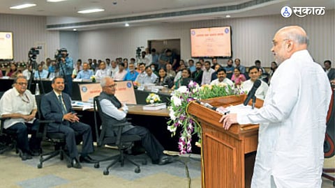 amit shah statement over death and birth certificate link with voter list