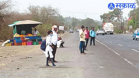 The traffic on the busy highway has also slowed down due to the hot summer
