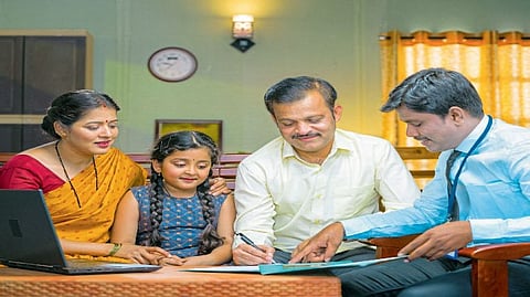 budget investment Warren Buffett finance money management