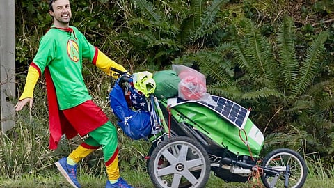 Jamy Mackdonald_Man Visits All 7 Wonders Of The World In Just 7 Days Sets New Guinness World Record