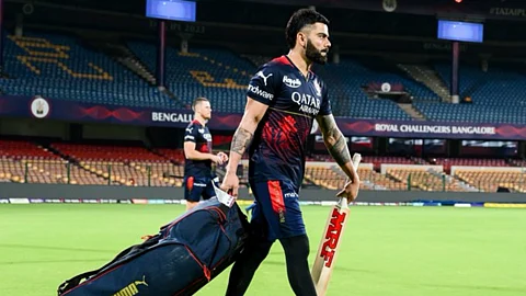 rcb vs gt ipl-2023 Rain Likely To Spoil RCB Chances Of Playoffs Qualification bengaluru-rain-weather-update cricket news in marathi