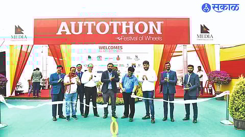 While cutting the ribbon and inaugurating Autothon-2023' Auto Expo