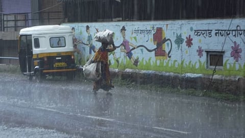 Heavy rain in Karad Patan