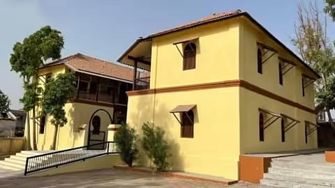 PM Modi School