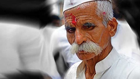 sambhaji bhide on mahatma gandhi Case registered in Amravati Congress agitation