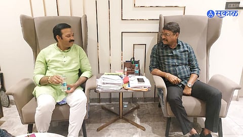 kalyan lok sabha election Former MLA Subhash Bhoir and BJP MLA Ganpat Gaikwad met politics