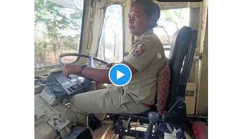 Rupali Chakankar congratulate archana Atram to became the first woman driver of ST in history