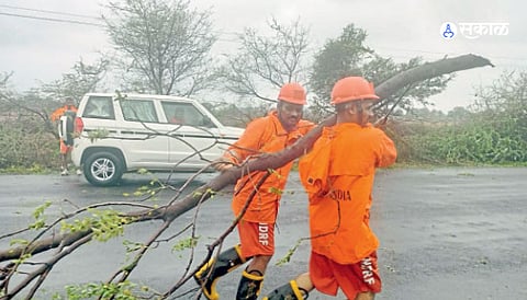 cyclone biparjoy rainfall in gujarat saurashtra kutch pakistan 15 june evening imd red alert amit shah