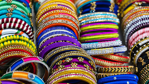 how to wear tight bangles