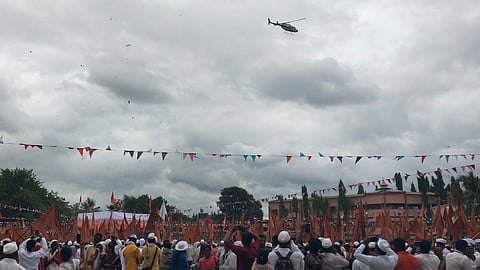 ashadi wari 2023 akluj ringan flowers shower from helicopter warkari wari culture
