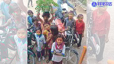 Kapdane: Tribal children begging for water in the traditional manner of Dhondi Dhondi for rain.