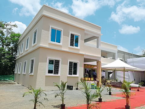 मारुंजीतील विद्यार्थ्यांना
प्रवेशोत्सवाची अनोखी भेट