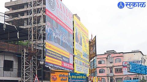Municipal Revenue Department has started an audit of security of 845 hoardings in city nashik news