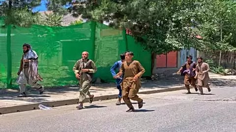Bomb explodes in Afghanistan (AFP photo)
