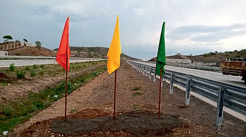 Samruddhi Highway Placards and flags to prevent road hypnosis accident