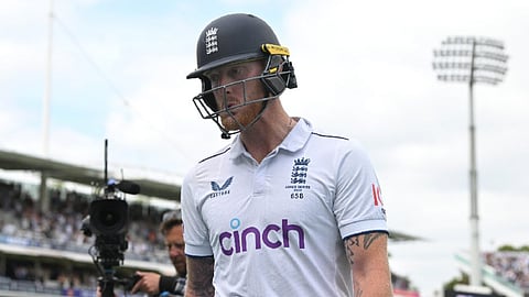 Australia defeats England in second Ashes Test