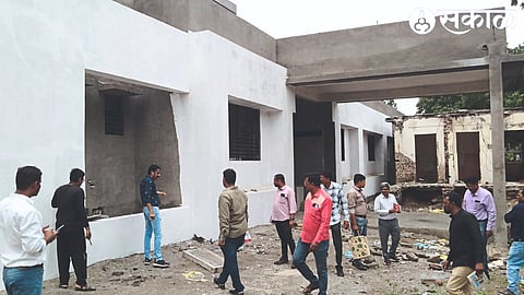 Engineers Mukesh Thakur, Shivaji Patil etc. while inspecting the unfinished works in the last phase of building of Primary Health Centre.