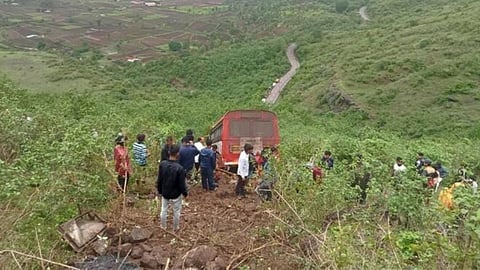 Nashik Bus Accident News