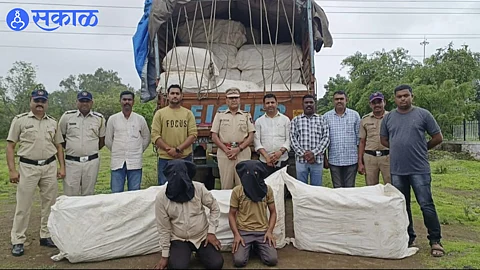 Gutkha worth 20 lakhs seized on Mumbai Agra highway nashik crime news