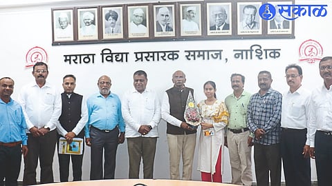 Officials of MVIPR Institute welcoming student Perada Pumkhachoran from Thailand.