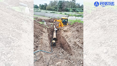 The ongoing work of repairing the aqueduct, which has been a constant headache for the Sola Village Water Supply Scheme.