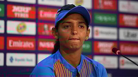 harmanpreet kaur vs bangladesh bad umpiring controversy