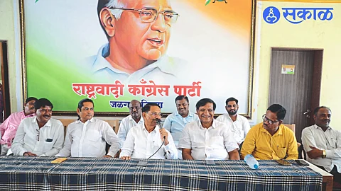 Gulabrao Deokar questioned about poetess bahinabai Balkavi Thombare memorial work completion jalgaon news