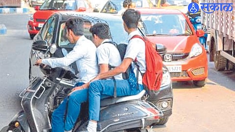 rate of two wheeler driving by minor boys and girls in age group of 13 to 18 has increased jalgaon news