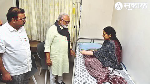 State Minister Chhagan Bhujbal visiting MLA Saroj Ahire at the hospital and inquiring about his health on Sunday