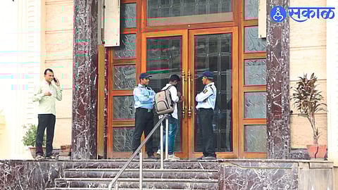 This was situation outside showroom of Rajmal Lakhichand Jewelers after ED raids it for inspection