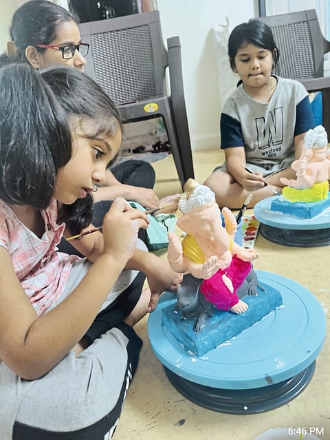 गणरायाची शाडूची मूर्ती फक्त ७०० रूपयांमध्ये