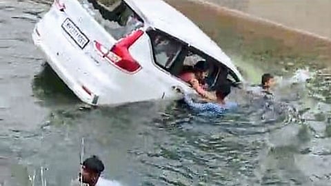 Car Accident Dhom Balkawadi Canal