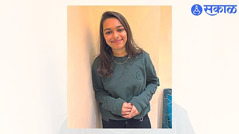 CA foundation exam result disha gujrathi first in county nashik news