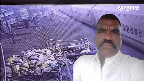 mumbai rpf jawan falls into gap between platform and lost life at kalyan railway station