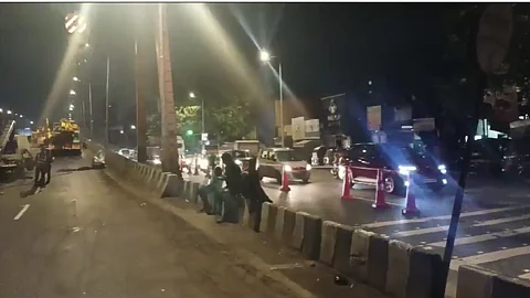 Heavy traffic jam on Western Expressway near Andheri mumbai traffic news updates