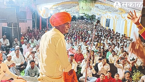 Indorikar Maharaj Deshmukh during social awareness in Akhand Harinam week celebration