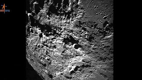 Chandrayaan-3:चंद्राचे फोटो ज्या कॅमेऱ्यात काढले, त्याबद्दलच्या 'या' गोष्टी तुम्हाला माहिती आहेत का?