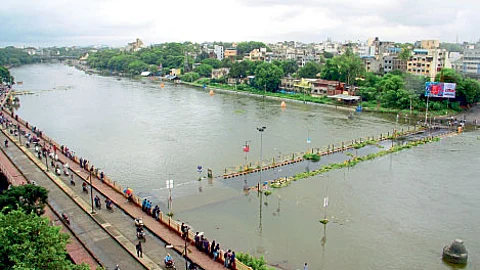 pune rain flood