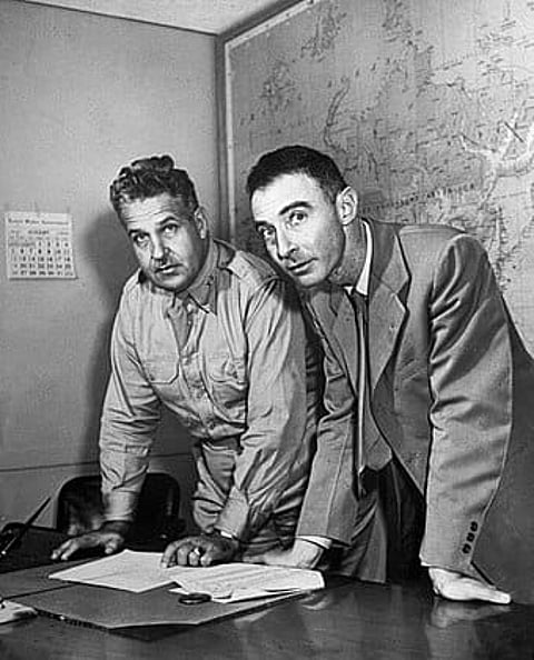 general leslie groves and robert oppenheimer