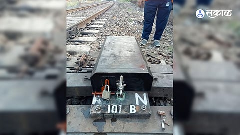 Railway point machines updated now smoothly run local during rainy season mumbai