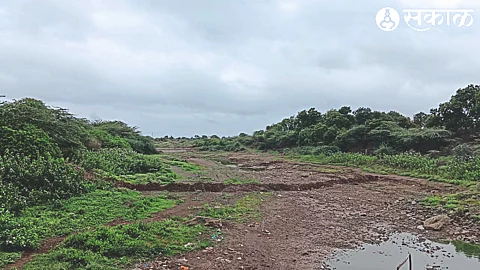 Deo river is dry due to lack of rain.