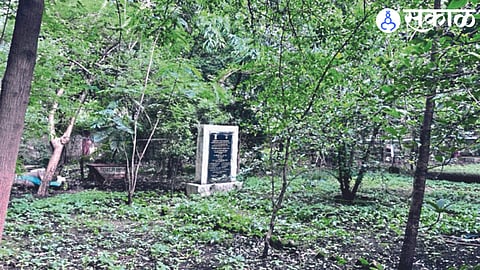 In 2009, Bhoomi Poojan of City Practitioner Konshile was performed in Martyr Memorial area. But still the building is not erected here.